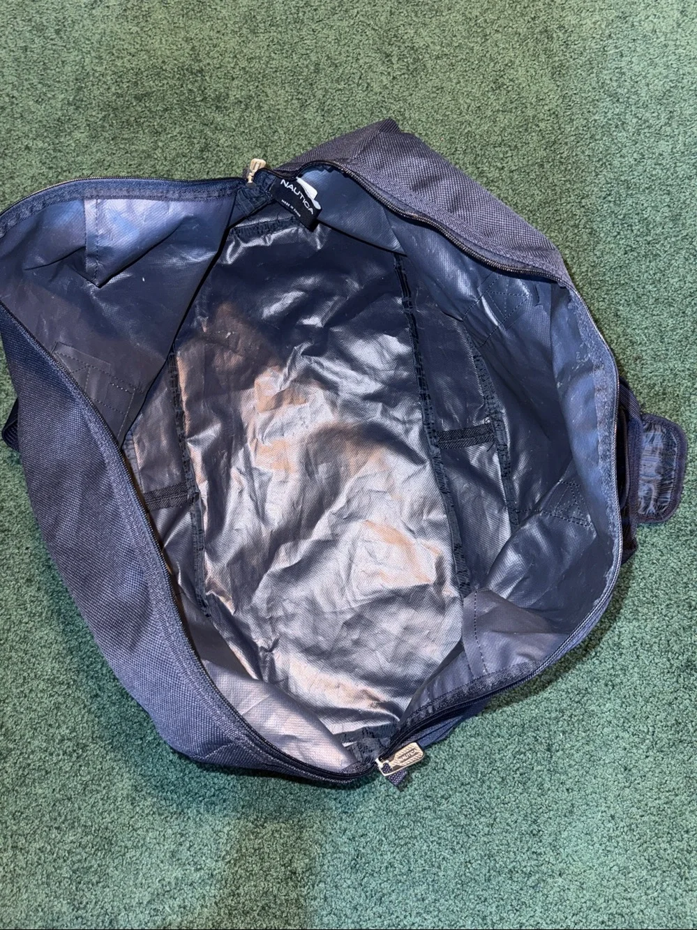 Nautica Navy Weekender Duffle/ Gym Bag  21”x10”x12”Yellow Center accent Stripe